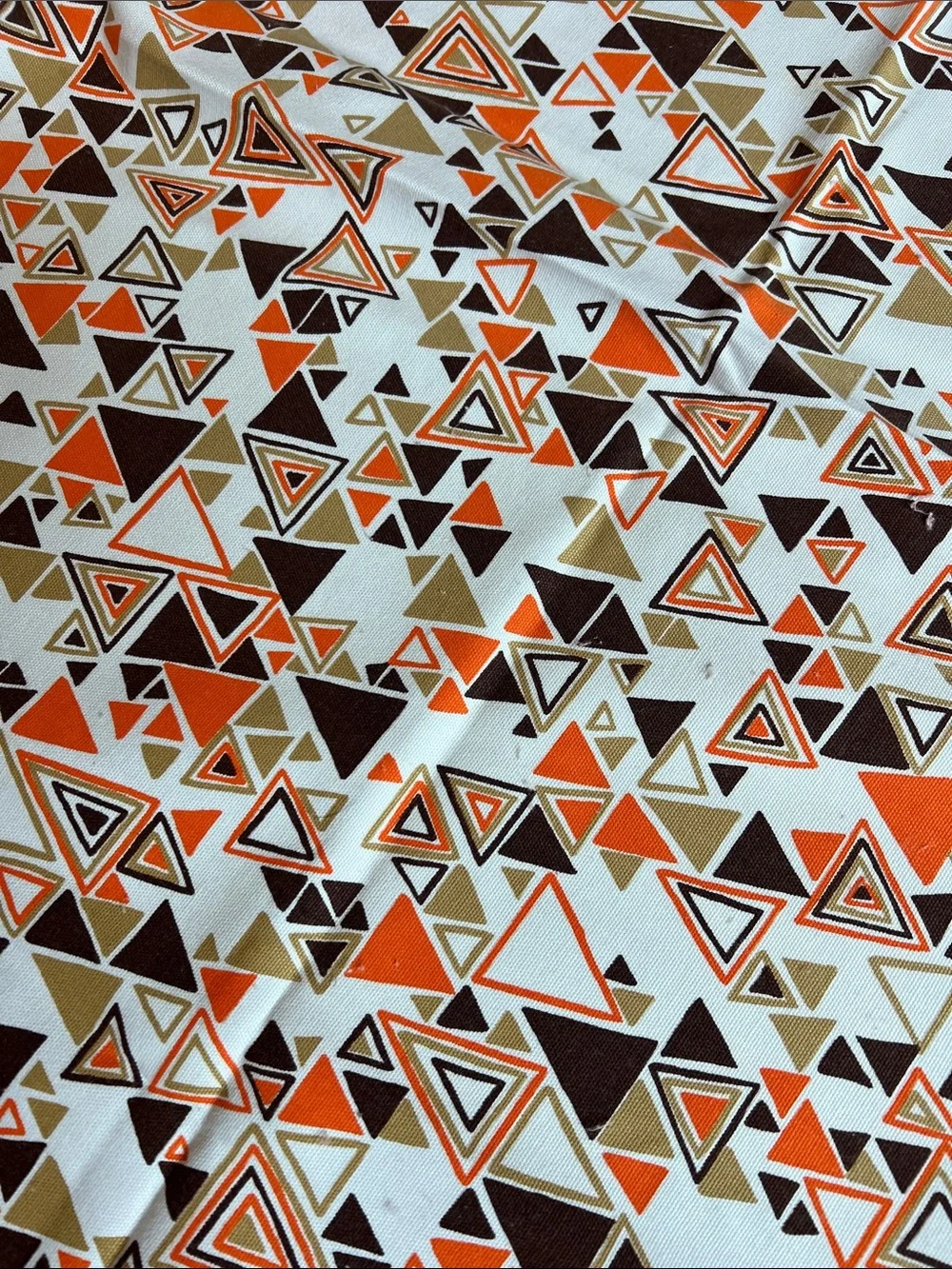 Vintage 1970’s 4’ square (47”) retro Atomic  print cotton fringe tablecloth MCM